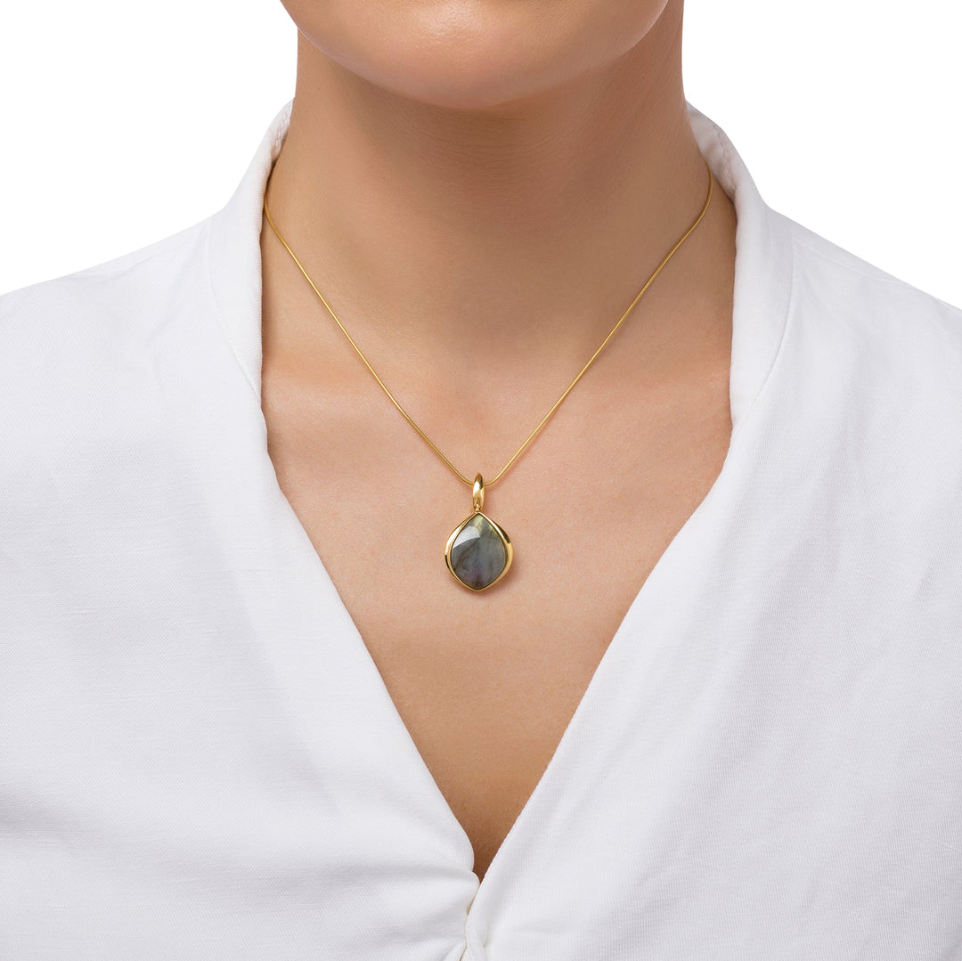 Falcon Eye Hazy Grey Pendant