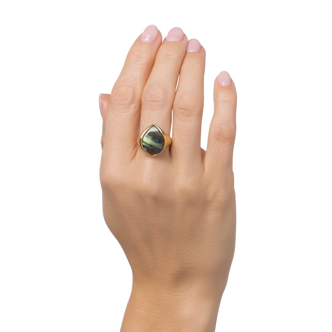 Falcon Eye Hazy Grey Ring