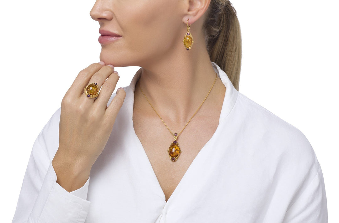 Canyon Honey Pendant